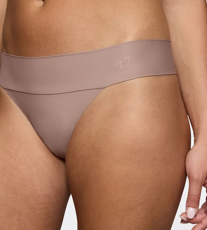 Triumph – Body Make-Up Essentials Illusion String Ex Schokoladenmousse