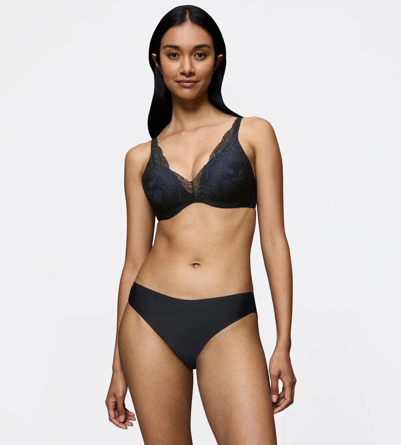Triumph – Body Make-Up Essentials Illusion Lace Highleg Tai Brief Schwarz
