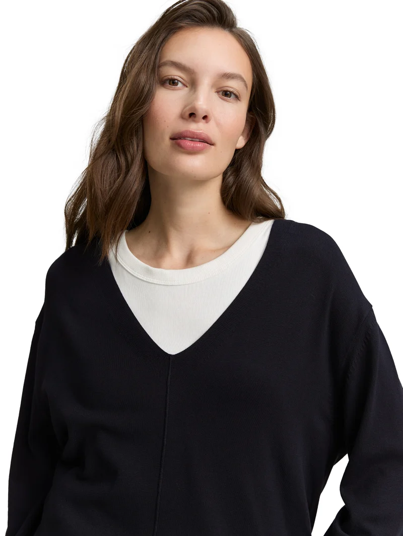 Strickpullover mit V-Ausschnitt