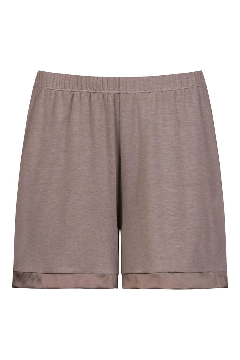 Pure Chic - Shorts