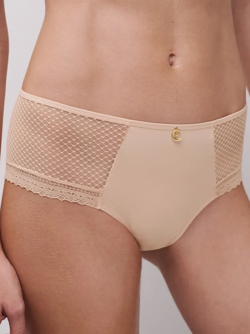 Chantelle - Romance Shorty Golden Beige