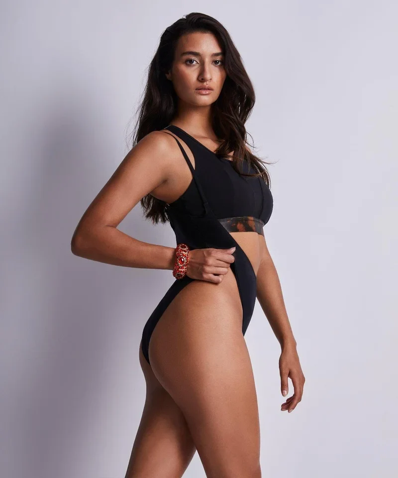Aubade – Hot Motion Open Body Noir